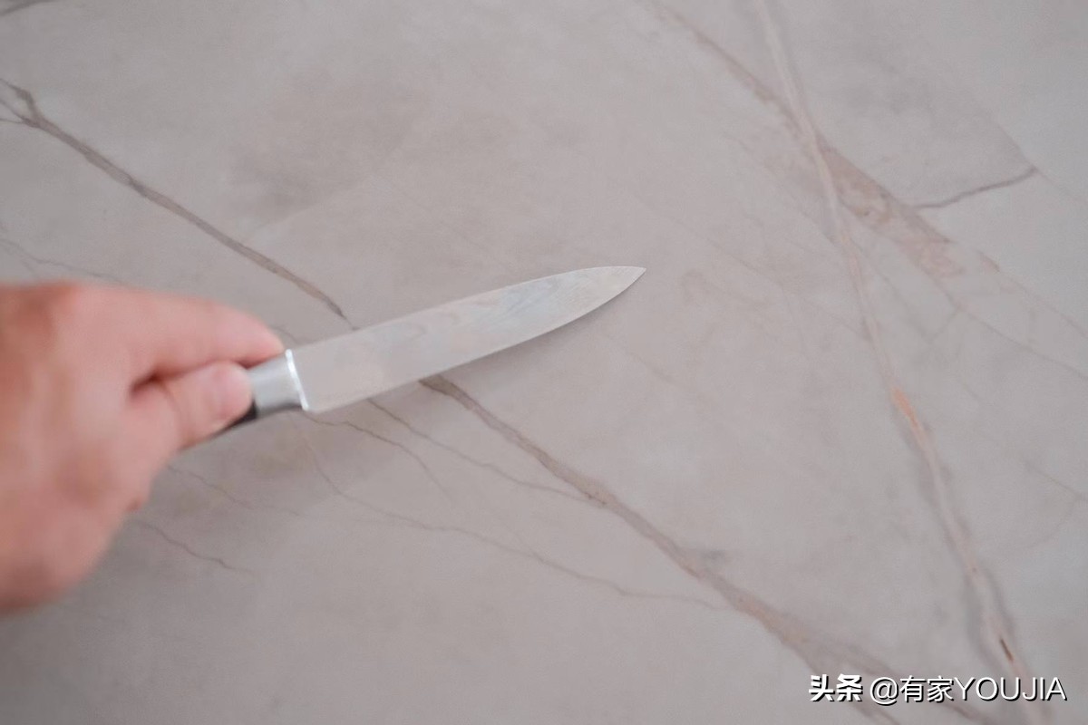 怎么选择正品岩板餐桌,选什么样的岩板餐桌