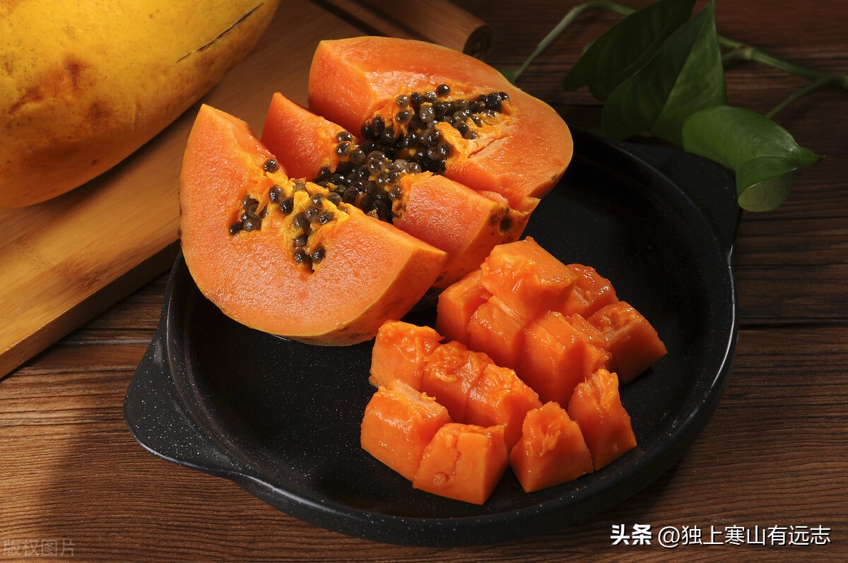 甜瓜和木瓜能一起吃吗,木瓜和甜瓜能一起吃吗