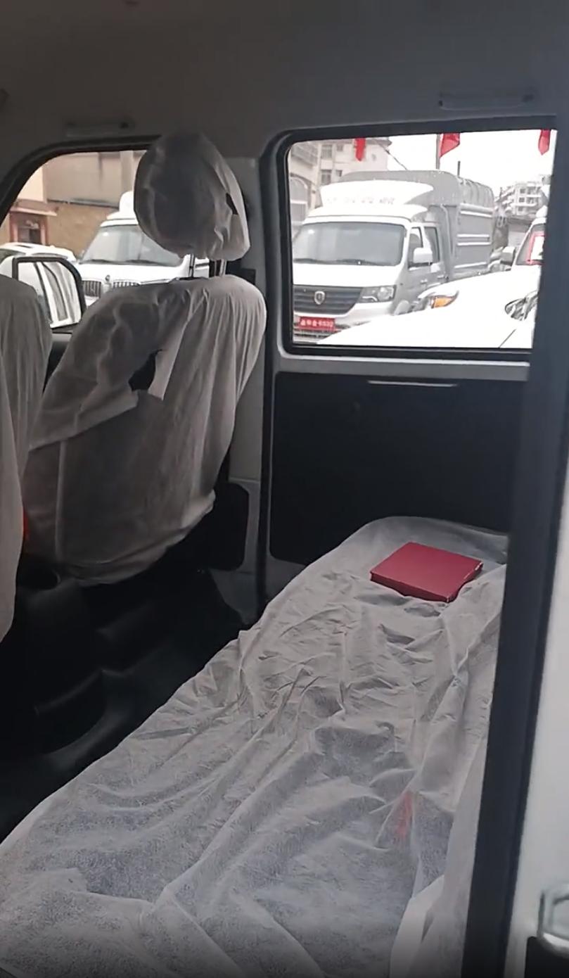 金杯金卡s22双排报价,金杯金卡s22需要配多大的篷布