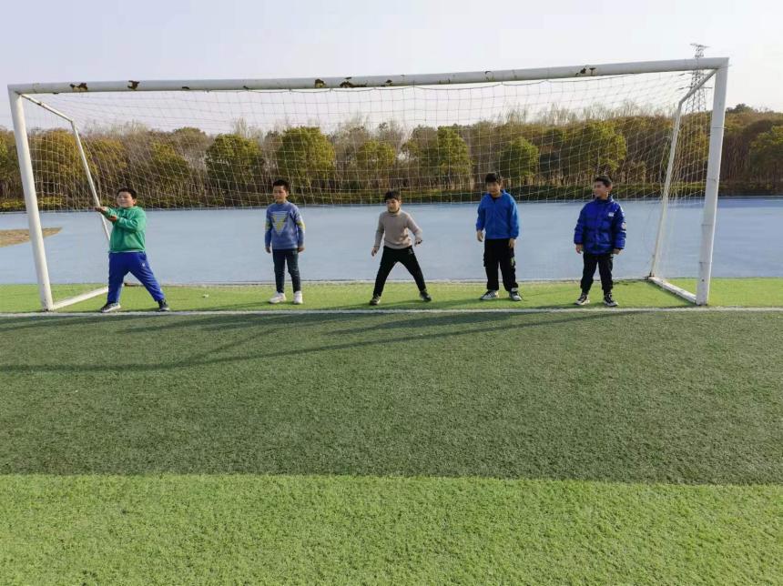 温馨陪伴快乐无限——东台创新小学留校学生的假期生活