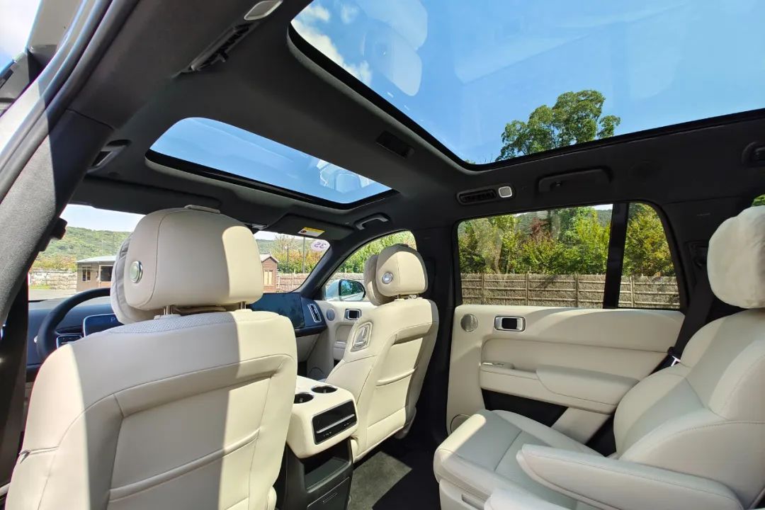 理想l8试驾视频38号车评,理想l8上路试驾视频