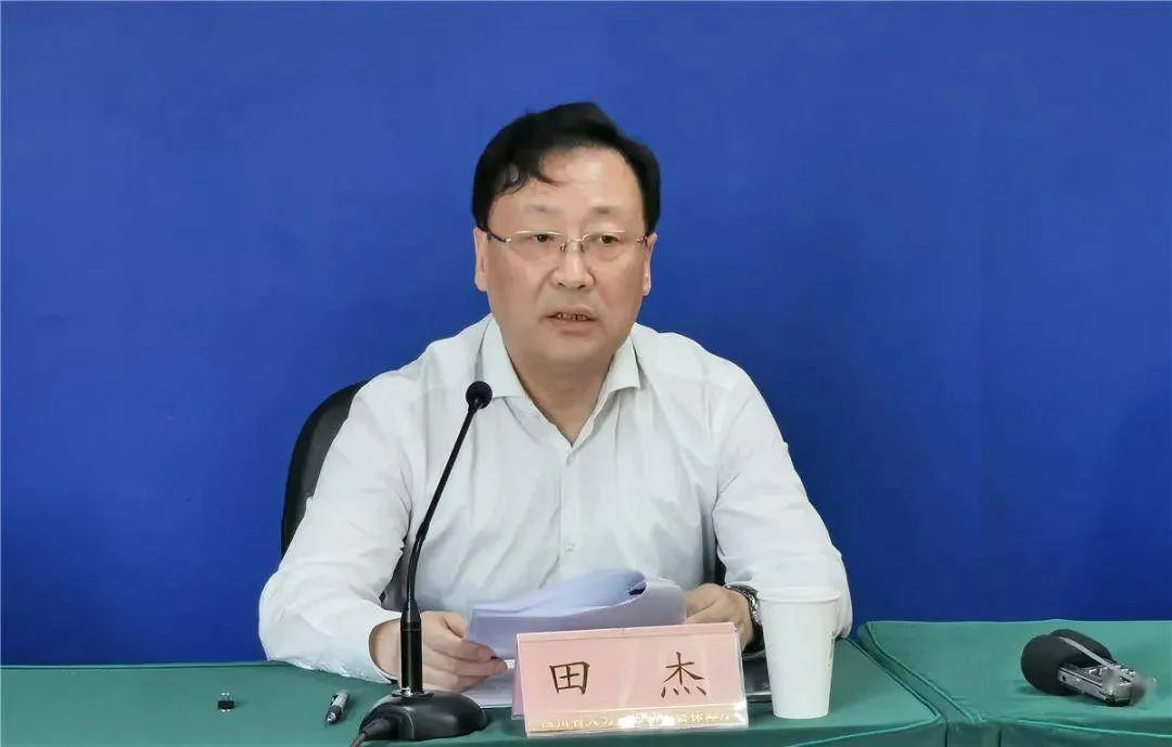 4鍚嶅巺绾у共閮ㄨ鏌ュ,鍚屾椂瀹樺4姝ｅ巺钀介┈