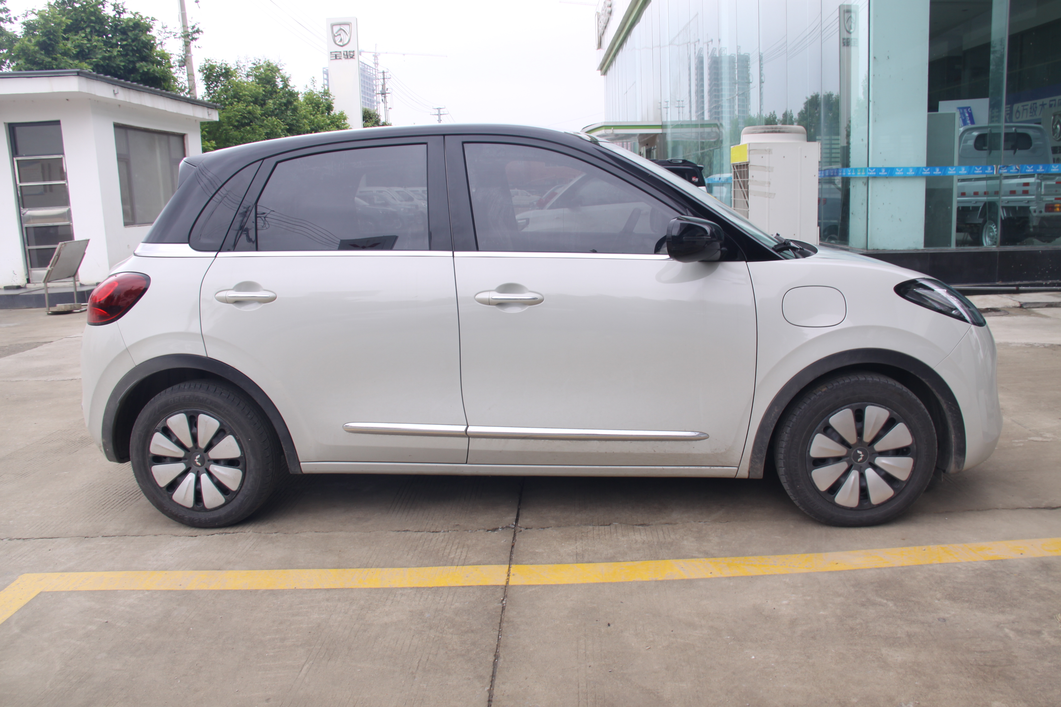 提车拉,给大家展示一下我的爱车