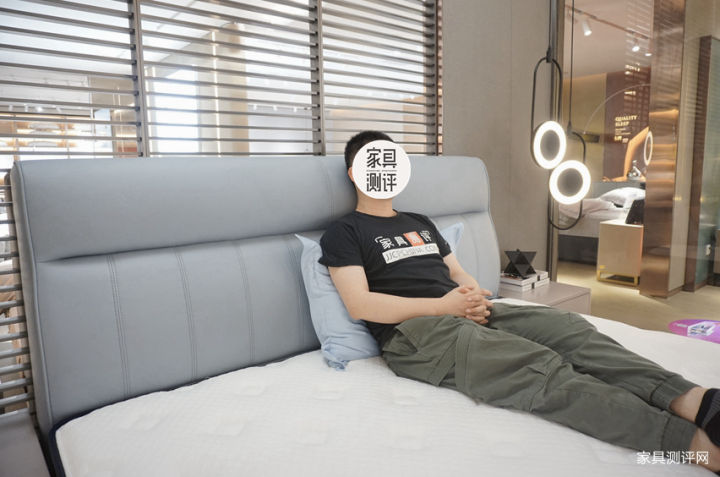 芝华仕的软床排骨架为啥这么稀疏,小户型芝华仕软床实物效果图