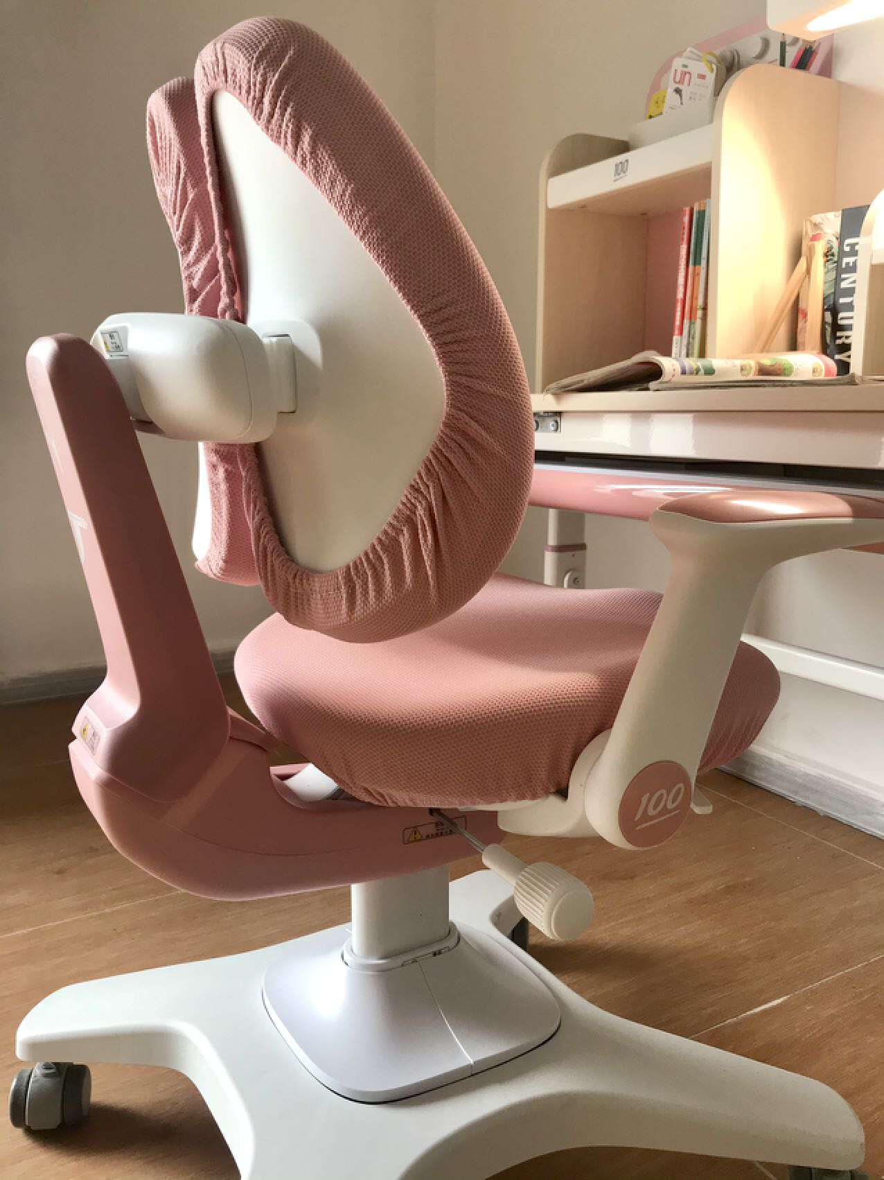 作业帮ai学习桌值得买吗,作业帮ai智能学习桌90公分