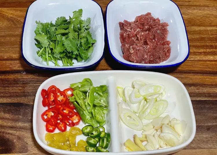 中老年人要注意饮食的标准,中老年人更要注意营养的补充