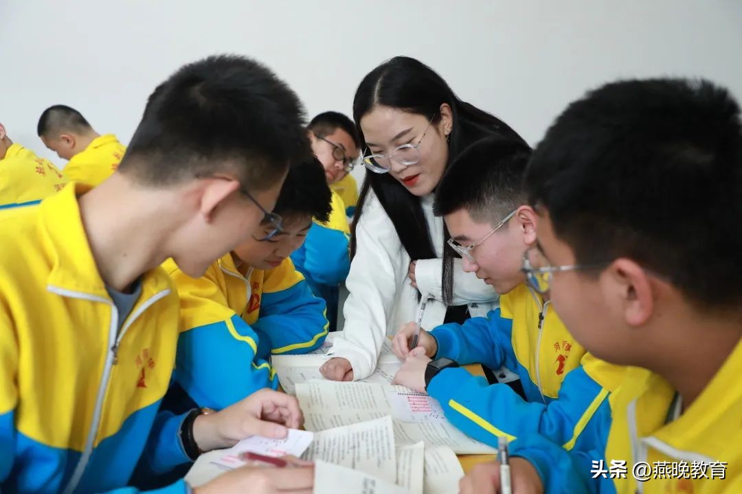 沧州英华学校是公立吗,河北沧州英华