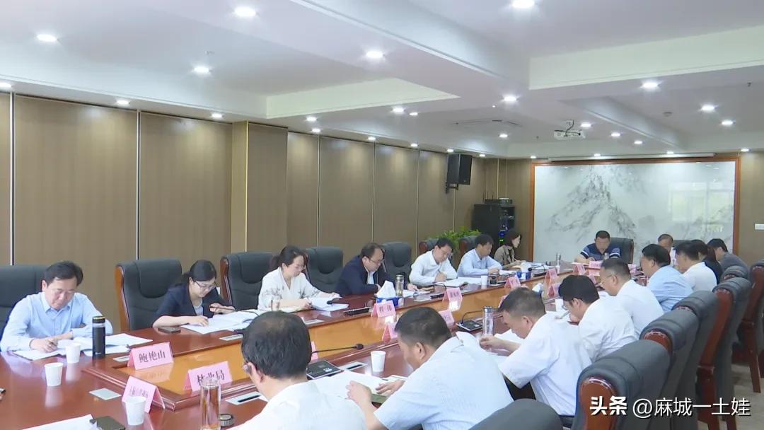 打造文旅品牌高质量发展旅游产业,推动旅游景区转型升级