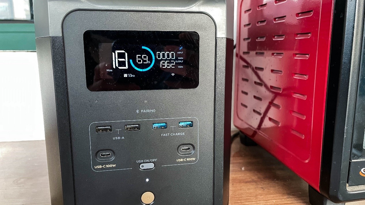 能给汽车充电的户外电源，正浩德DELTA2体验，1800W高功率输出