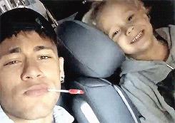 内马尔11岁儿子,内马尔9岁儿子