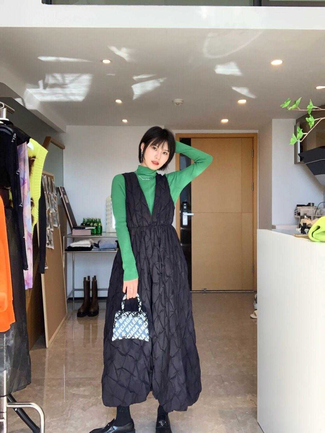 今年流行羽绒服连衣裙,羽绒裙新款连衣裙