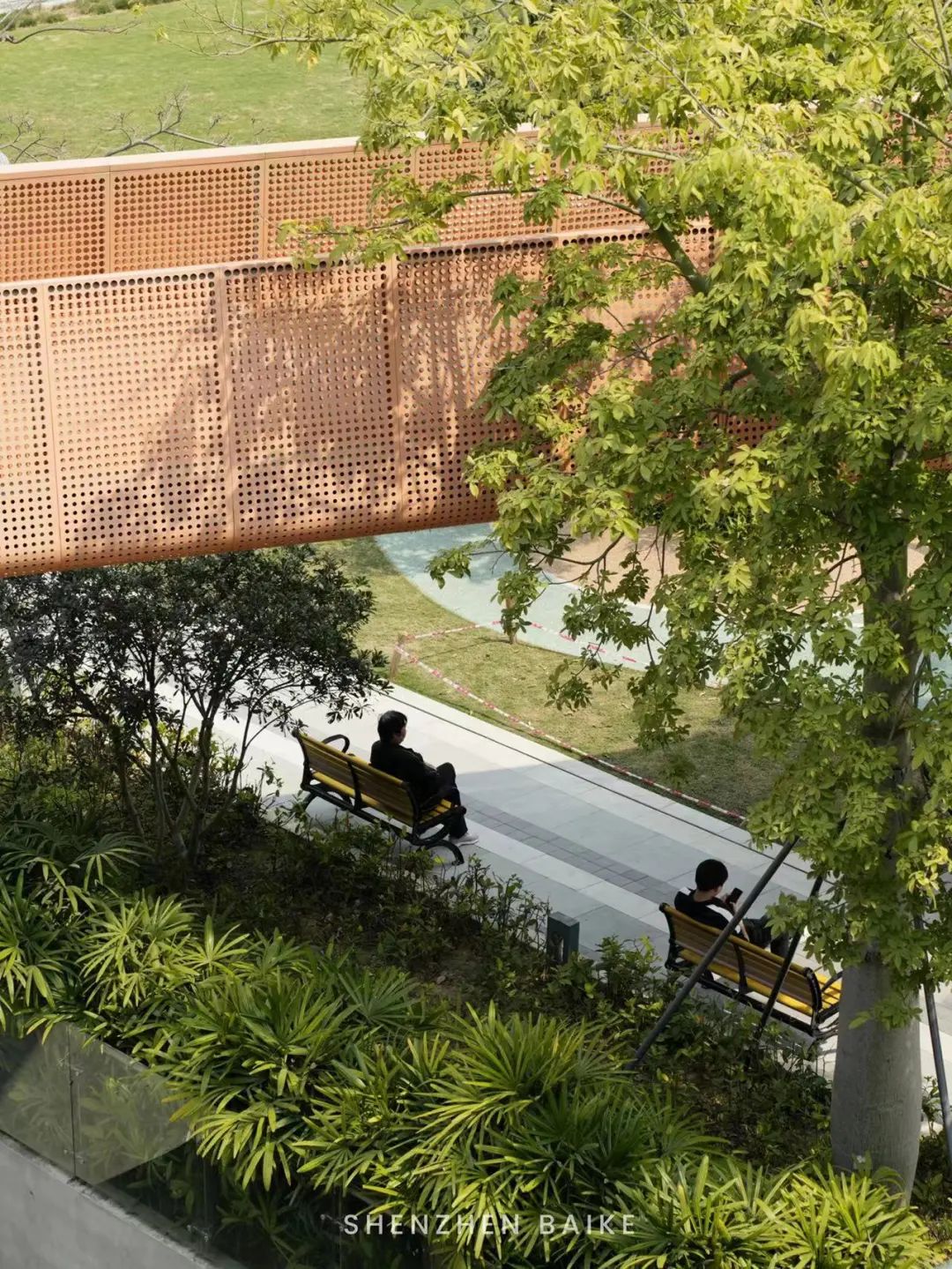 没想到这个设计公社里，还藏了个“小欧洲”和“魔法阵”——