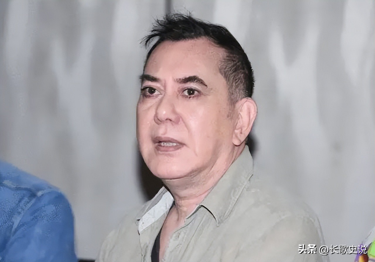 黄秋生现身金像奖被喊滚出国!曾扬言自己是英国人,如今死不承认