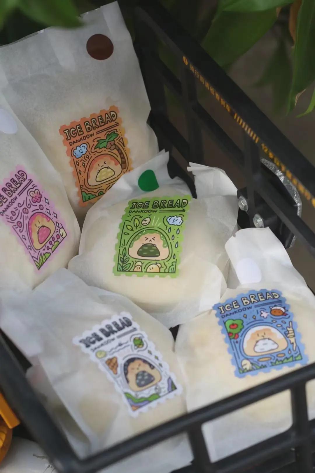 开一家店倒了要亏多少钱,辞职开店的年轻人半年亏18万