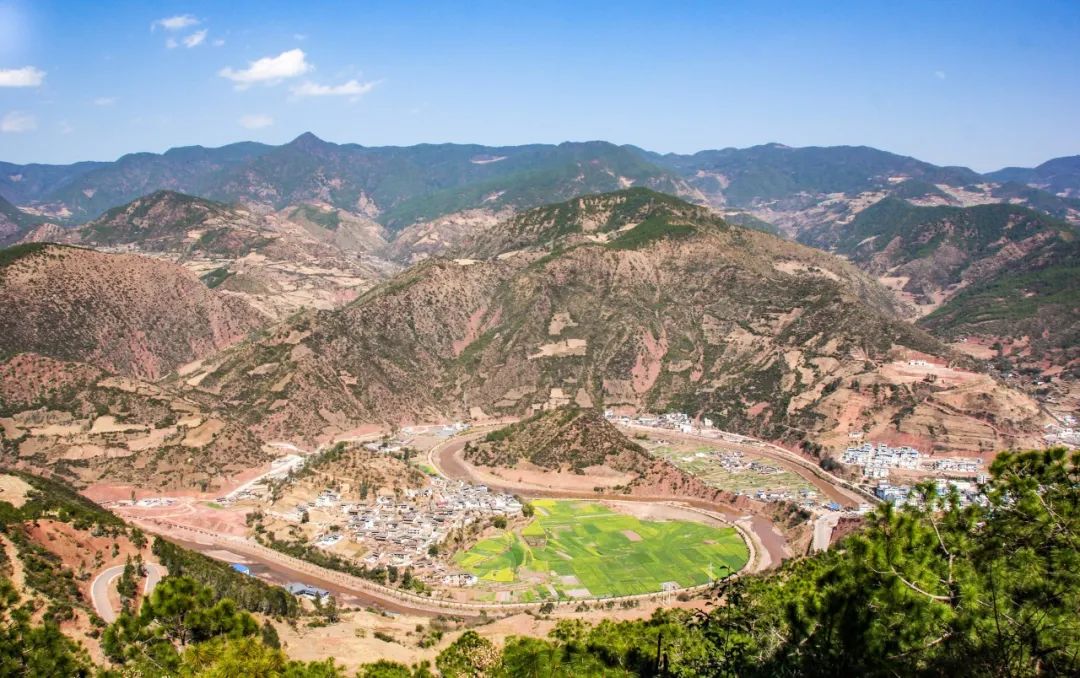 写三国的诗词那么多,三国的经典诗词