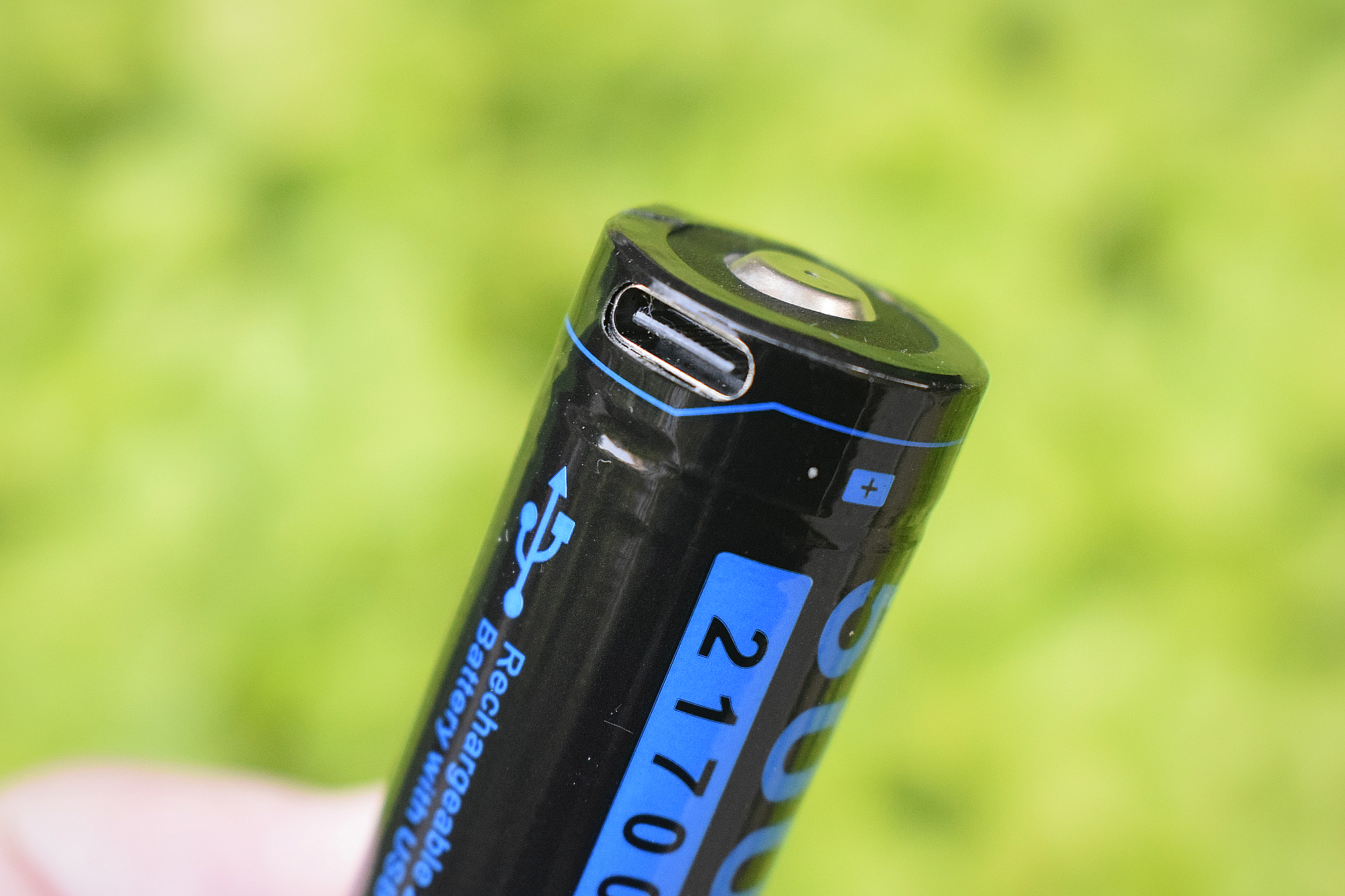 双光源任切换，千米光柱一线天！CYANSKYH5GT远射手电体验