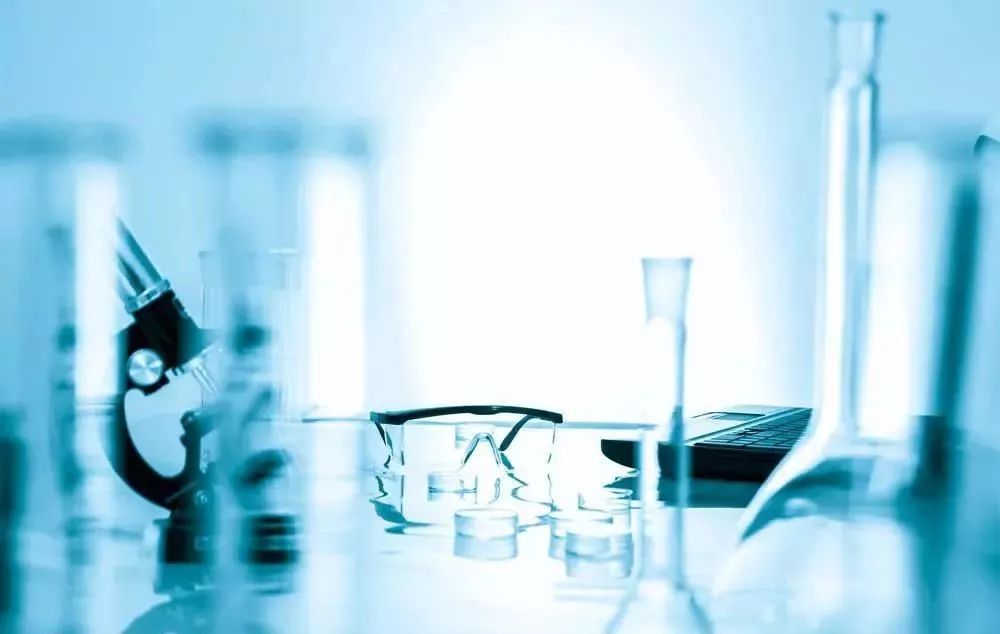 混在县城深度好文完整版,深度长文混在小县城深度解析