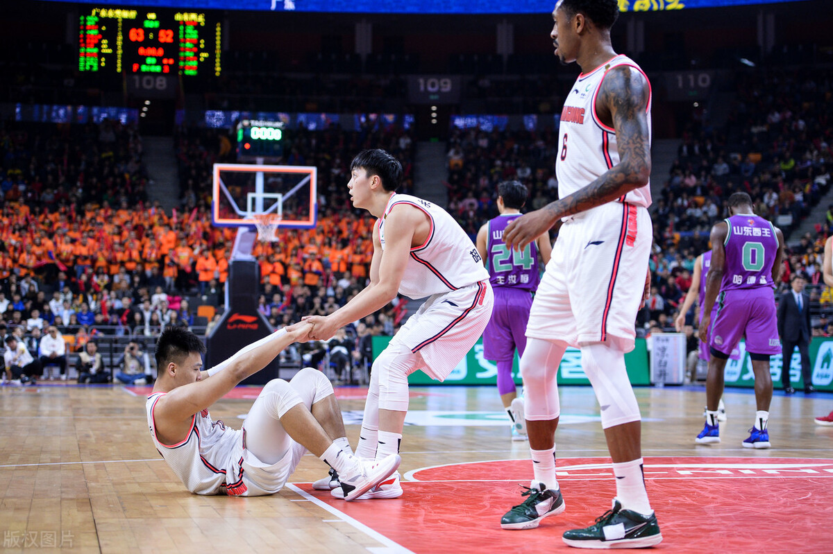 周鹏回归广东宏远,广东宏远外援马尚布鲁克斯