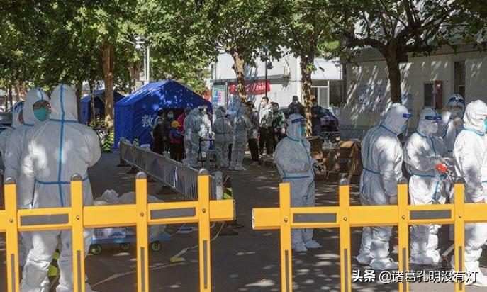 职场：我是90后，放弃年薪60万做直播，两年赔700万，而后遇见她