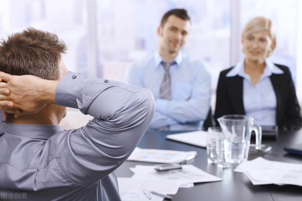 职场中如何与领导谈工作的事,和老板入职谈薪的技巧和方法