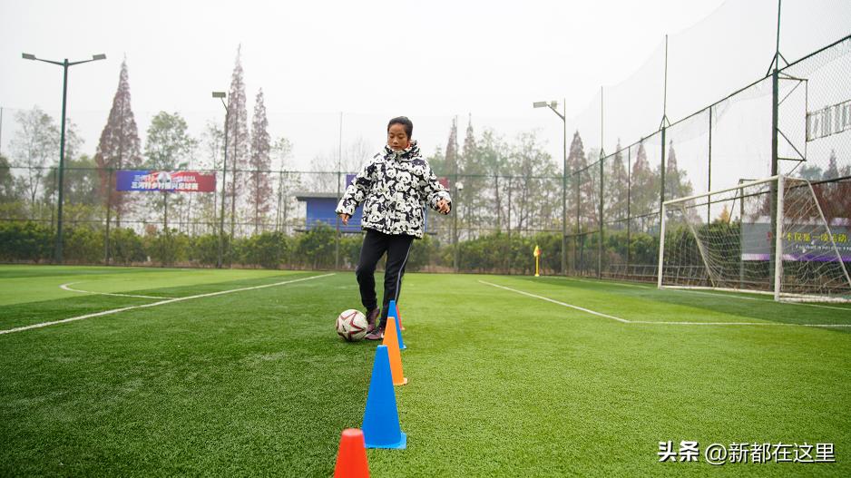 央视频道关注,各大媒体盛赞女足