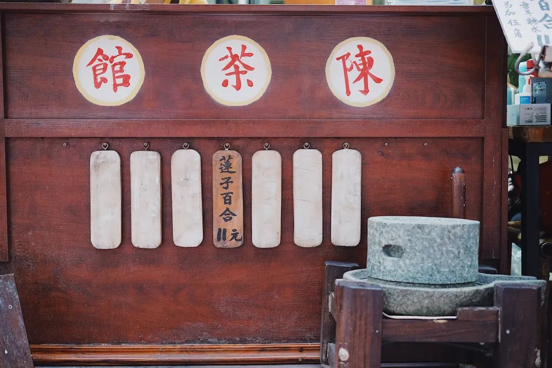 奇了怪了，究竟是什么宝地让广州老饕们也净爱往这钻？