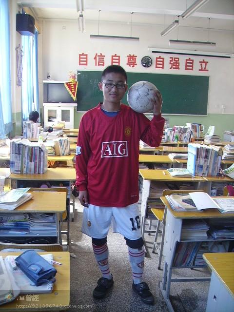 聊聊我为什么不踢足球改行打篮球了？这就是中国足球不行的缩影吧