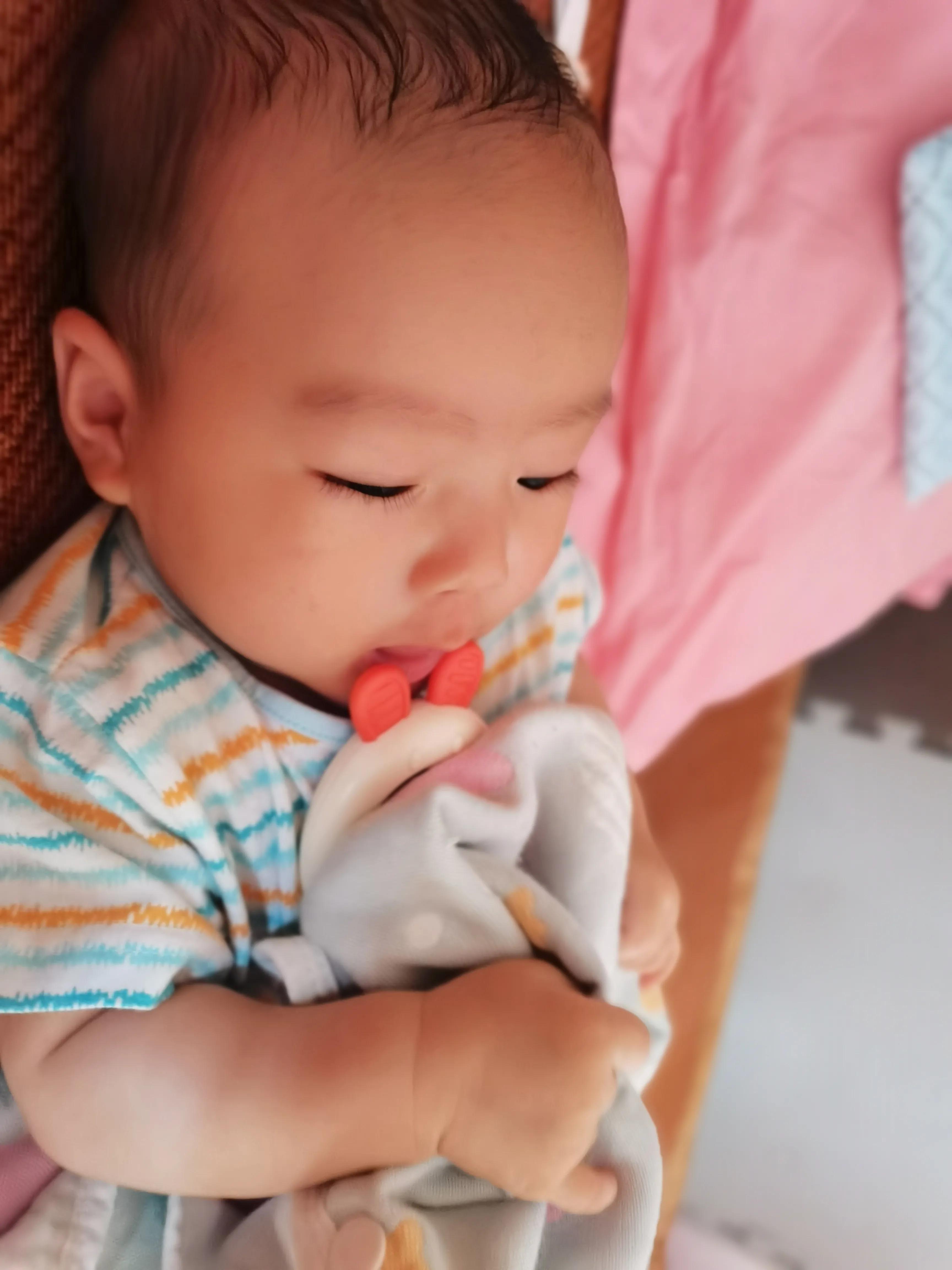 0到3个月宝宝照顾技巧,第三个月宝宝注意事项及养育方法