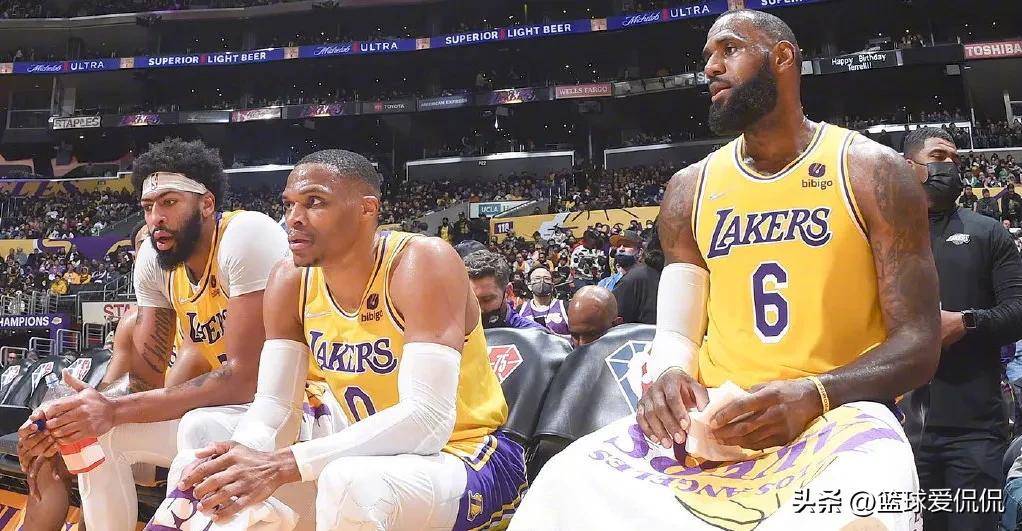 快船总薪资超勇士,快船新赛季球员工资