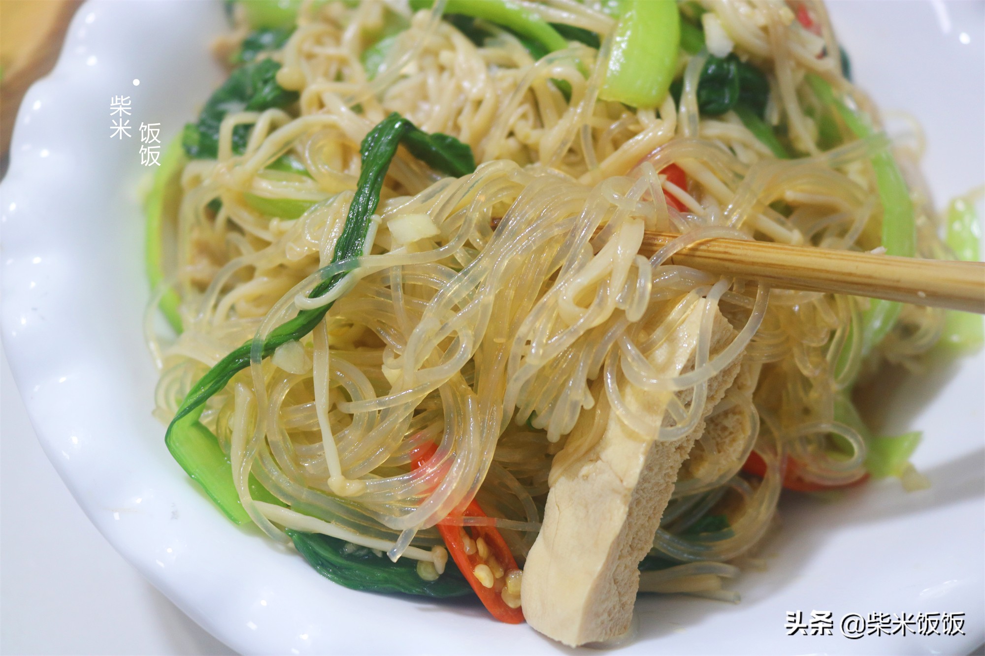 一煮一拌做凉菜,稍微一煮加点酱汁一焖就好了