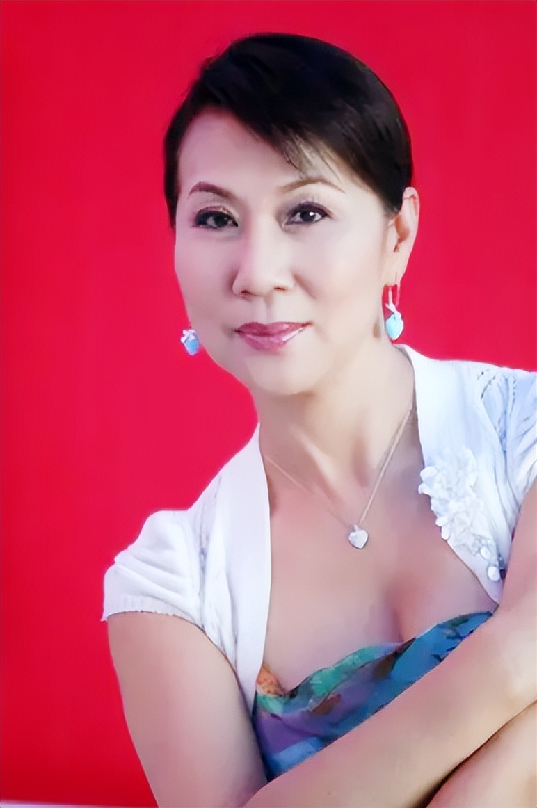 奚秀兰家庭现状,奚秀兰现况如何