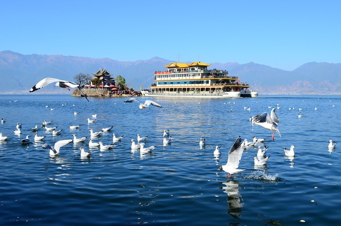 旅游云南十日游攻略路线推荐,旅游云南十日游攻略路线图大全