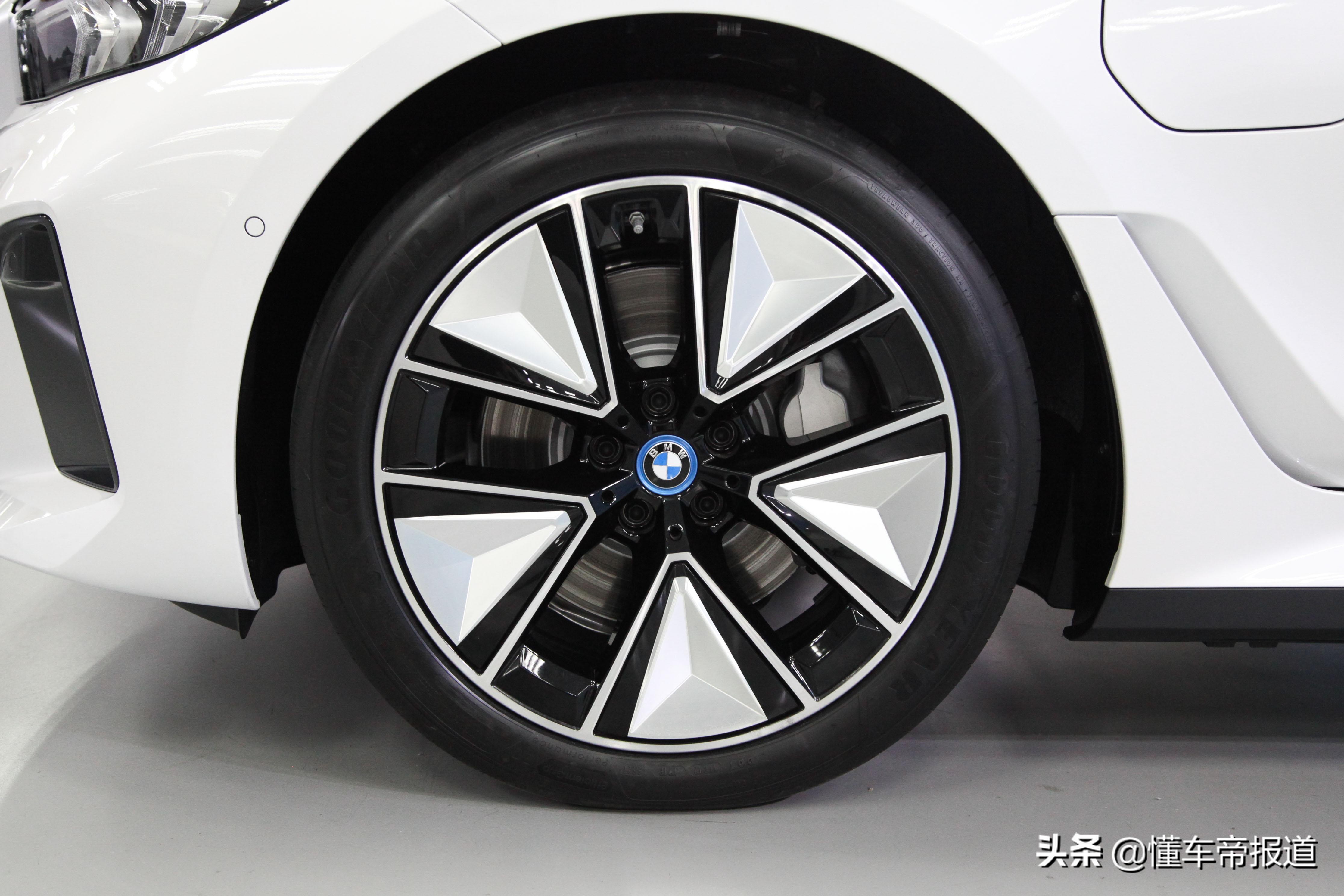 鍏ㄦ柊bmwi3璇曢┚浣撻獙,2022鍏ㄦ柊bmwi3濯掍綋璇曢┚浣撻獙