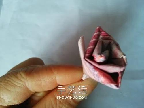 一百块纸币折玫瑰花视频,一百纸币折玫瑰花教程