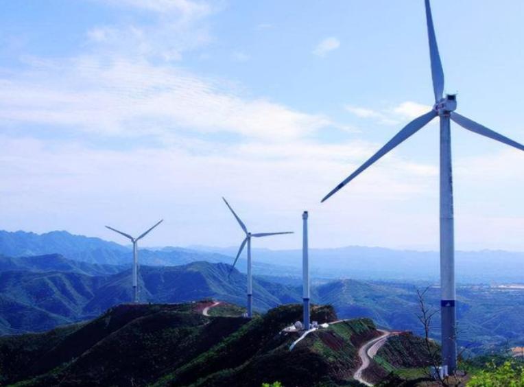 风力发电大风车转一圈挣多少钱,造价千万的大风车一天能发多少电