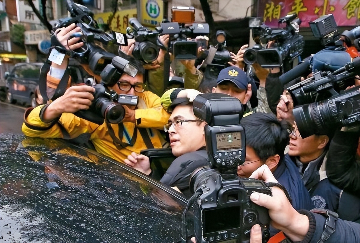 台当局“调查局”起火,台当局法务部门调查局失火