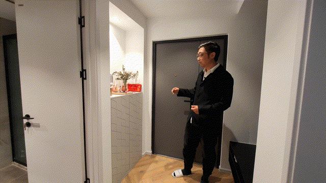 令人眼前一亮的艺术氛围，好像杂志里的家