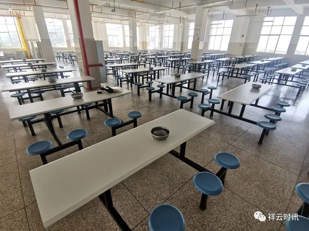 传承红色精神争做时代楷模,传承红色基因争做新时代标兵