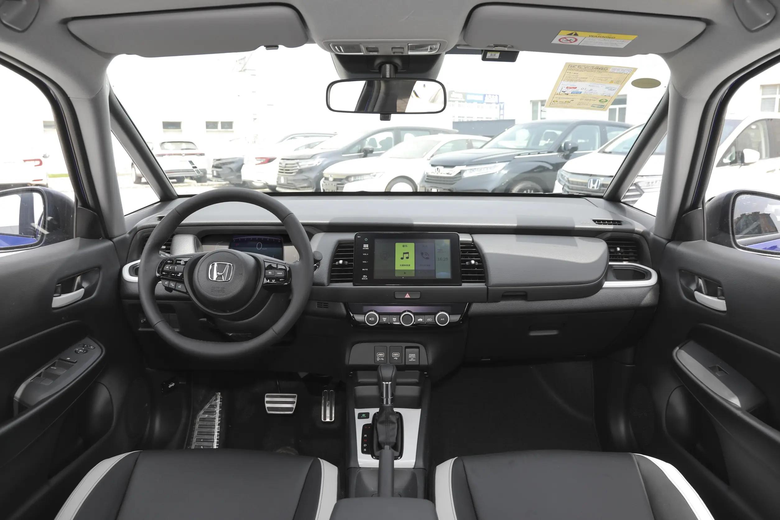 飞度销量下滑不得不降价,新款飞度销量怎么了