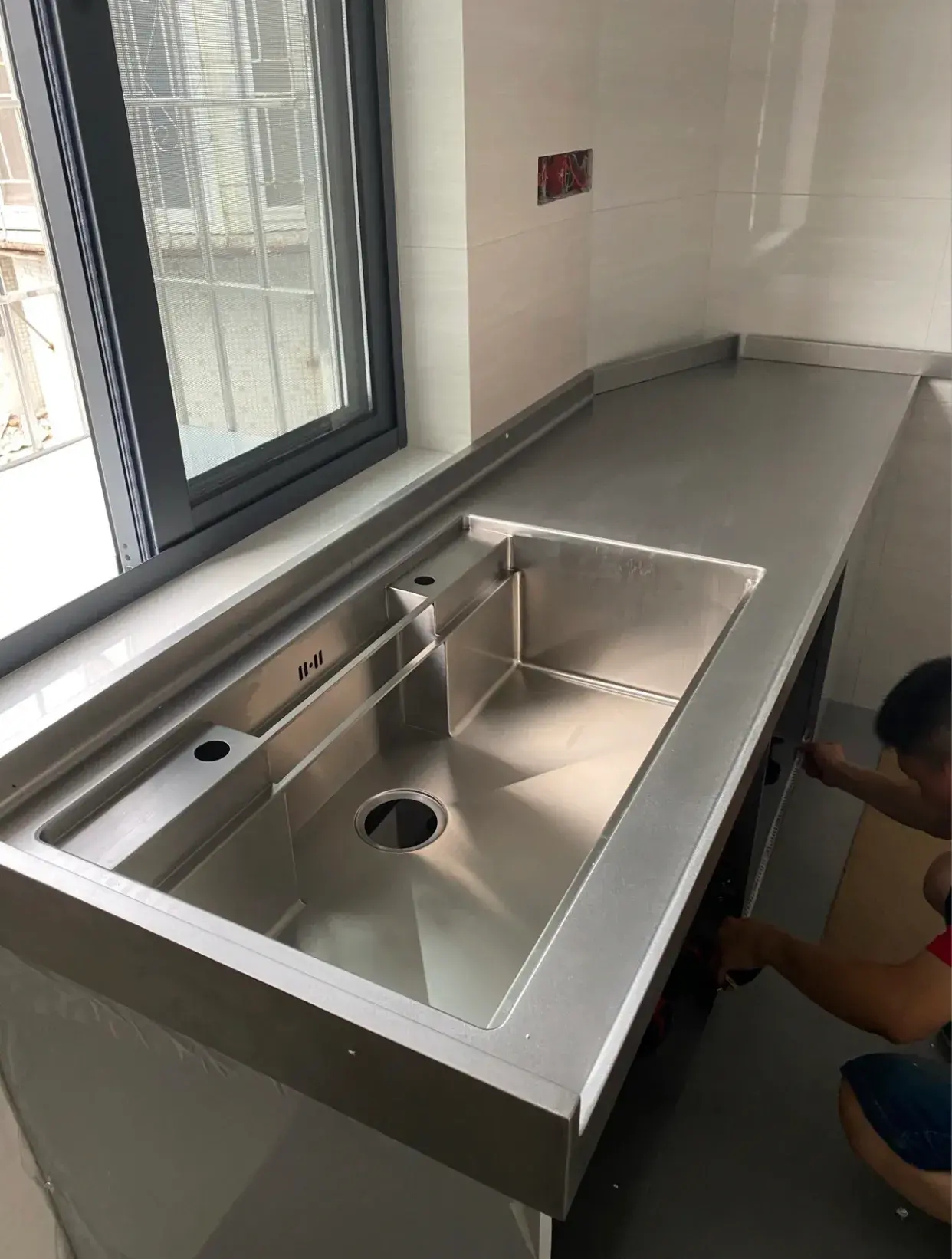 厨房台面要不要铺地板砖,厨房台面要不要铺木板