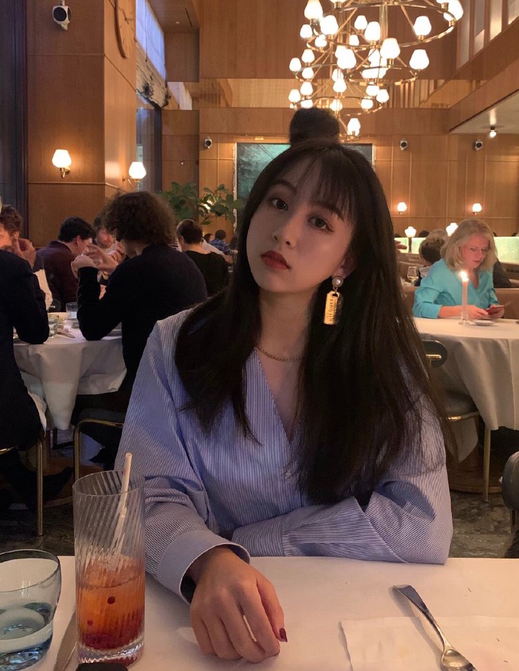 韦世豪老婆吴雅家世,韦世豪妻子吴雅是哪里人