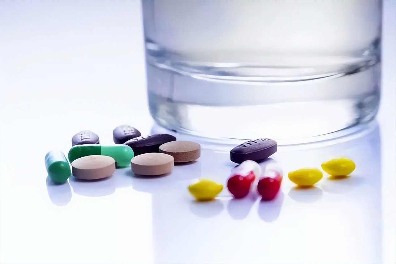 肩膀总疼,肩膀疼用什么办法判断是肩周炎