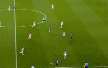 战术板进攻战术板,莱万对梅西有多强