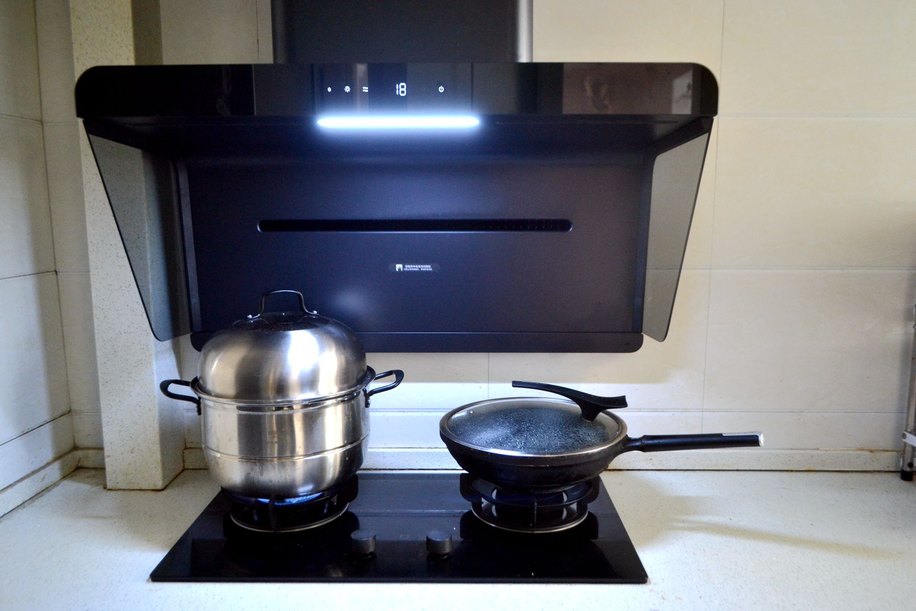 传统烟机灶具会被淘汰吗,米家智能净烟机对比普通油烟机