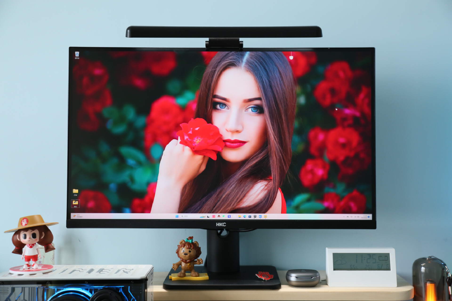 hkc2k曲面显示器评测,hkc24寸曲面144hz显示器推荐