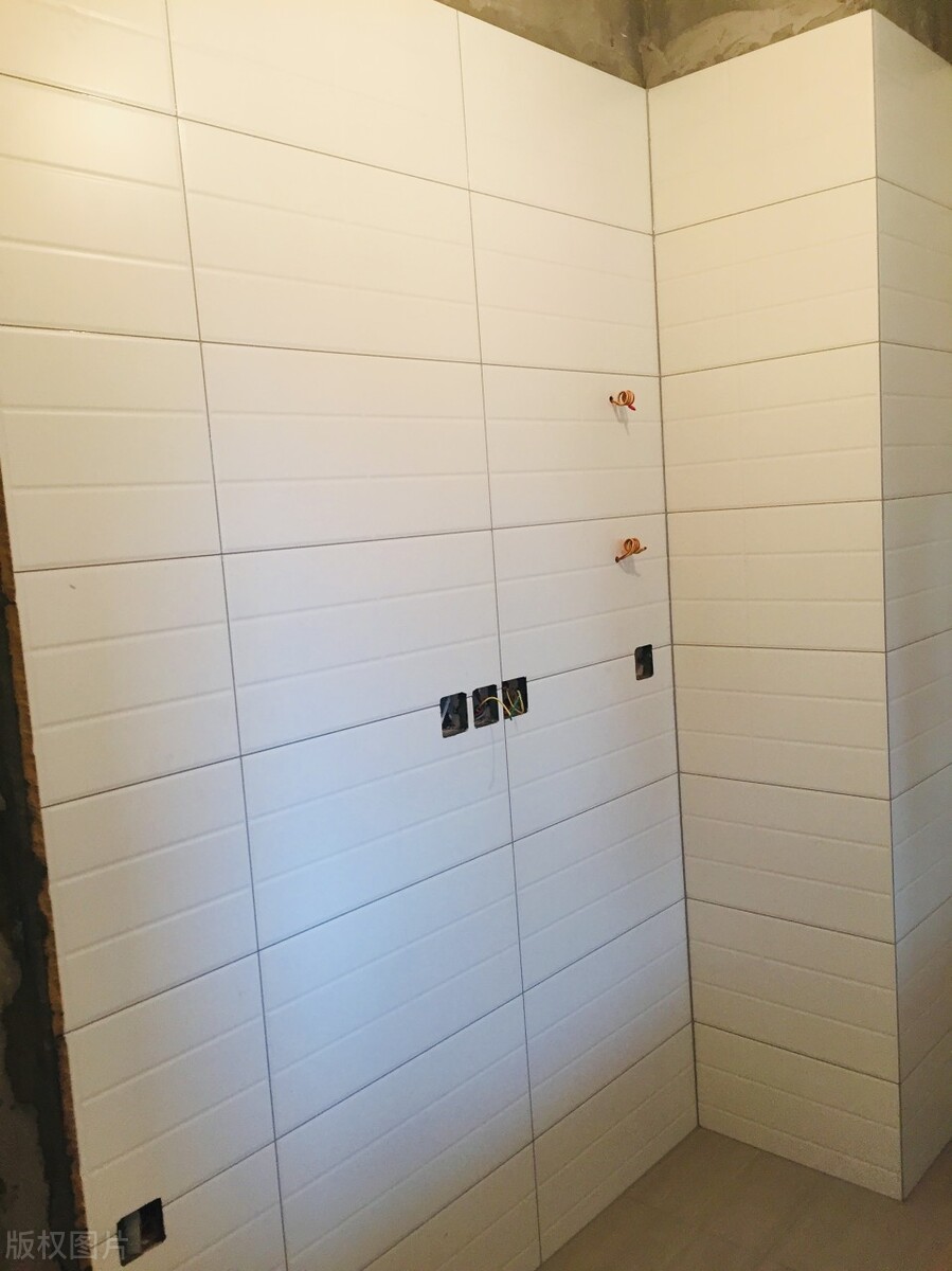 怎么区别美缝剂和环氧彩砂美缝,美缝是环氧彩砂好还是美缝剂好看