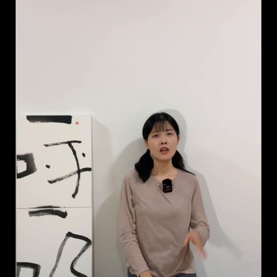 脖子落枕瑜伽理疗体式,用瑜伽缓解落枕