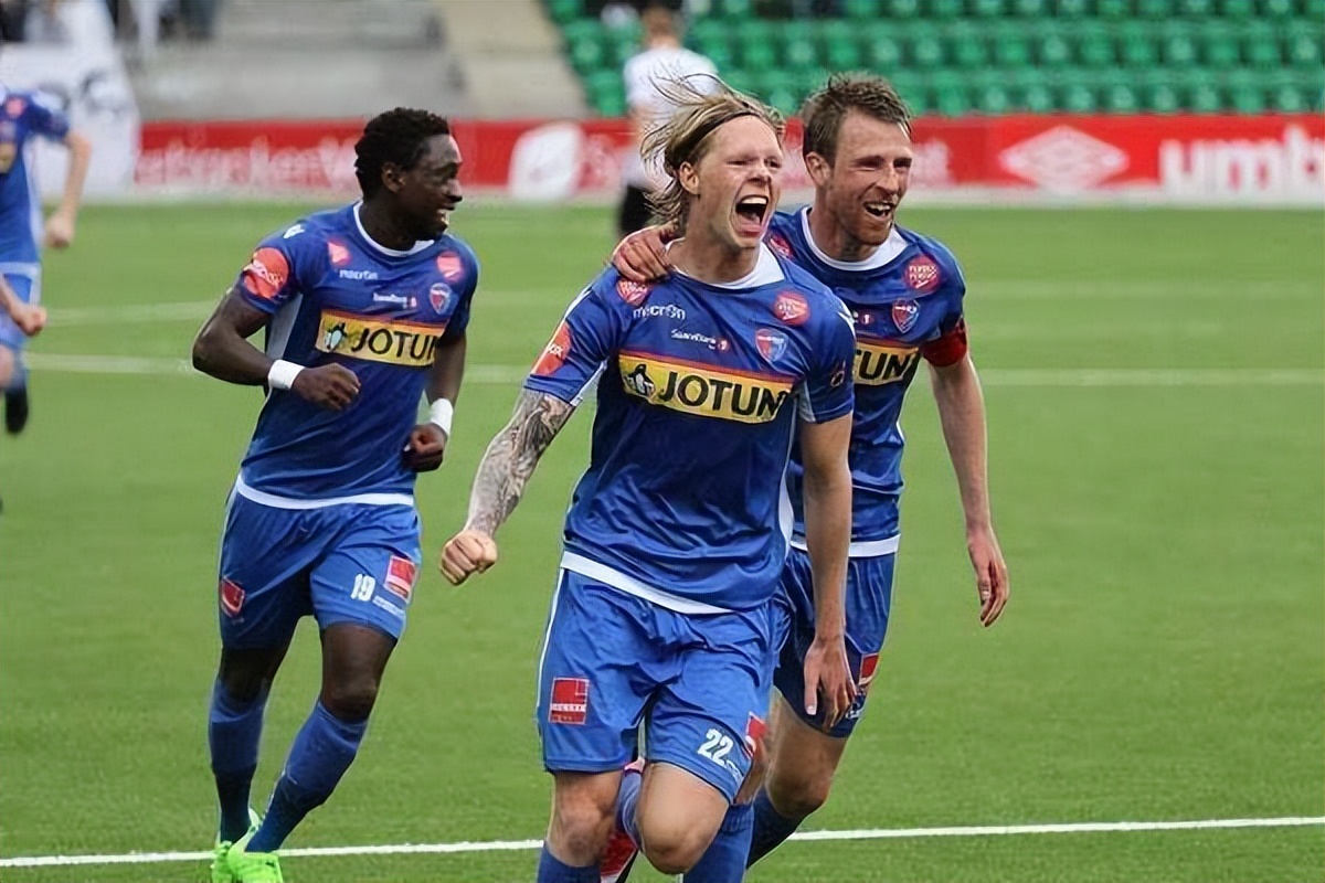 挪超桑纳菲尤尔,挪超桑纳菲罗森博格