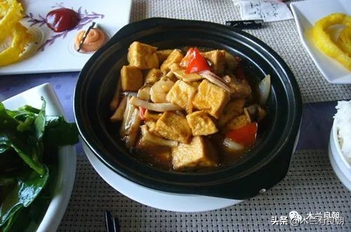 我给学生起名綦盐胜雪和高目寻芳，看这名字酷不？