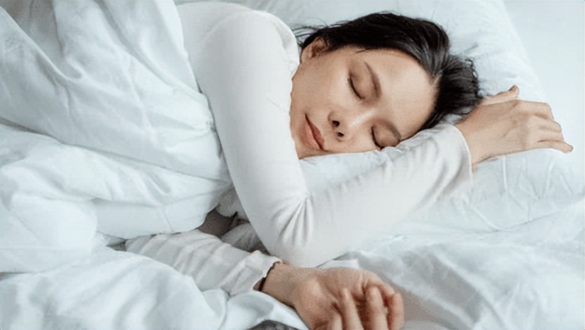 女人到了50岁全身难受,女人过了50岁浑身疼吃什么好